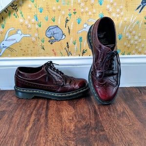 🏵️SALE🏵️Oxblood wingtip Doc Martens oxford shoes
